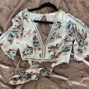Floral open back crop top with flutter sleeves